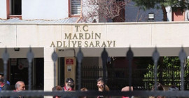 Mardin’de evlerinden gözaltına alınan 3 kişi tutuklandı