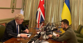 Sürpriz görüşme: İngiltere Başbakanı Johnson, Kiev'de Zelenskiy ile bir araya geldi