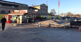 Kadıköy Meydanı'ndaki kaçak yapılar yıkılıyor