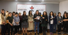 Tutuklanan kadın aktivistlere cezaevi girişinde çıplak arama işkencesi