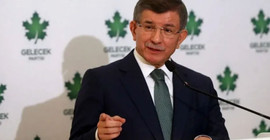 Filistinli kadının katledildiği görüntüleri paylaşan Davutoğlu: Nerede ‘one minute’ diyen Erdoğan?