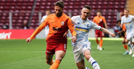 Galatasaray-Dinamo Kiev dostluk maçında bayraklar stada sokulmadı