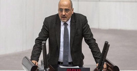 Ahmet Şık'tan 10 soru: “Ali Osman Akat ile AKP arasında ne tür bir ilişki var?"