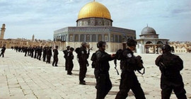 İsrail güçleri Mescid-i Aksa'da Filistinlilere saldırdı: 17 yaralı