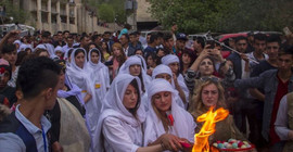 Sêvê Şengalî: Êzidiler topraklarına dönerek bayramlarını hep beraber kutlasın