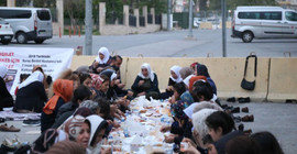 Adalet Sofrası’nın bugünkü misafiri Barış Anneleri ve TJA oldu
