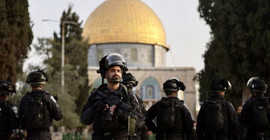 İsrail polisi Mescid-i Aksa'ya yine baskın düzenledi