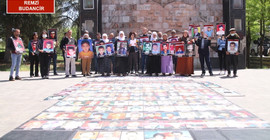 Kayıp yakınları 23 Nisan'da gözaltına kaybettirilen çocukların akıbetini sordu