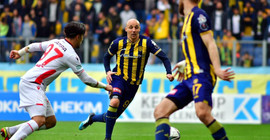 Ankaragücü ve Ümraniyespor Süper Lig'e yükseldi