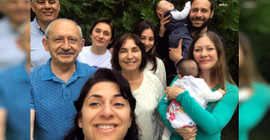 Kılıçdaroğlu'ndan ailesiyle 'bayram selfiesi'
