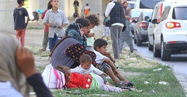 'Ortadoğu'dan gelen milyonların neşesi makbul vatandaşları rahatsız ediyor olabilir mi?'