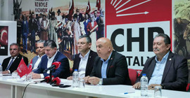 Özgür Özel: CHP göçmenlere karşı değildir, göçmen yaratan yanlış politikaların düşmanıdır