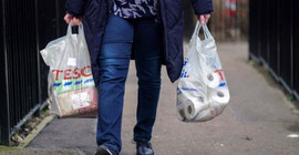 İngiltere'de 2 milyondan fazla yetişkin geçen ayın bir gününü yemek yemeden geçirdi