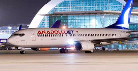 Yolcuların telefonuna uçak enkazı fotoğrafı geldi; Anadolu jet uçağı pistten geri döndü