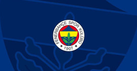 Fenerbahçelileri taşıyan otobüse Trabzonsporlulardan bıçaklı, sopalı saldırı