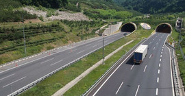 Bolu Dağı geçişi İstanbul istikameti trafiğe kapatıldı
