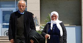 Özer çifti sağlık raporu için hastaneye götürüldü