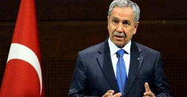 Arınç'tan iktidara 'gençlik' eleştirisi: Fikirlerini özgürce ifade edebilecekleri bir iklim yaratılmalıdır