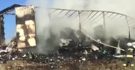 Niğde - Konya yolu üzerinde kargo tırı alev aldı