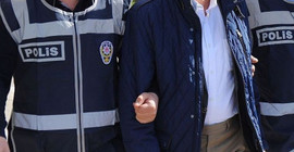 HDP yöneticisi Yaman evi basılarak gözaltına alındı