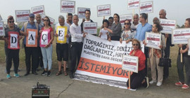 Hatay'da plastik fabrikası protestosu: Zehir solumak istemiyoruz