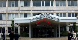 AKP'li belediye, mahkeme kararına rağmen terminale kafe ihalesi açacak