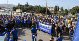 TÜPRAŞ'da işten çıkarmaya karşı eylem: Arkadaşlarımız pazarlık konusu olamaz