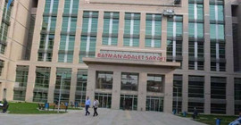Batman’da gözaltına alınan kadın siyasetçiler adliyeye sevk edildi