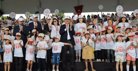 İmamoğlu: Yakında bu şehre 150 kreş hediye edeceğiz