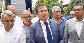 Edremit Belediye Başkanı Arslan'a makamında saldırı
