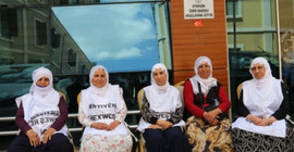 Adalet Nöbeti 70’inci gününde: Elinizi vicdanınıza koyun