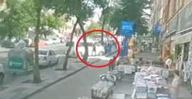 Taciz ettikleri 4 liseli öğrenciyi minibüsle ezdiler