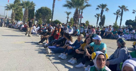 CHP'li Kani Beko, sendikalaştığı için işten atılan Lezita işçilerini Meclis'e taşıdı