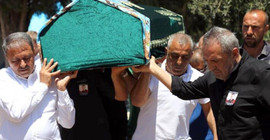 Halk ozanı Şahsenem Akkaş toprağa verildi