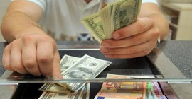 Dolar 17,30 TL’den, euro da 18,15 TL’den haftayı kapattı
