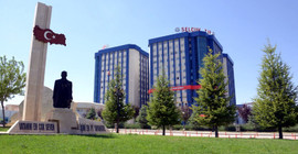 Selçuk Üniversitesi, hekimlik andını değiştirdi