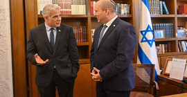 İsrail’de yeni Başbakan Yair Lapid oldu