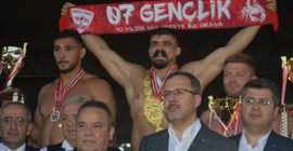 Kırkpınar'da başpehlivan Cengizhan Şimşek oldu