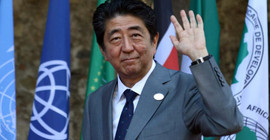 Şinzo Abe, Japonya'nın en uzun süre görevde kalan başbakanıydı