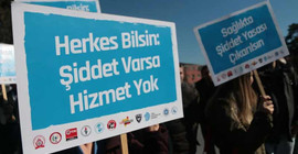 Sakarya'da ebe ve hemşire hasta yakını tarafından darbedildi