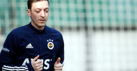 Fenerbahçe, Mesut Özil ile yollarını ayırdı