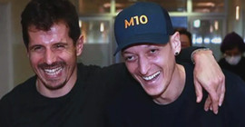 Başakşehir, Mesut Özil'i resmen açıkladı