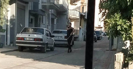 Denizli'de bir aileye ırkçı saldırı: Bu mahallede Kürtlerin ne işi var? Sizi öldüreceğim