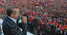 Erdoğan’ın Kayseri mitingine işçilerin katılımının 'zorunlu tutulduğu' iddia edildi