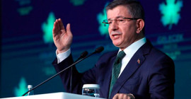 Davutoğlu: Dürüst kadrolar gitti, yolsuzlukları benimseyenler, cahiller geldi