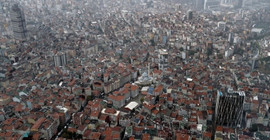 'İstanbul'da en az 3 milyon 200 bin kişi kirasını ödeyemiyor'