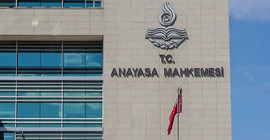 AYM'den memuriyete iade edilen KHK'li için 'hak ihlali' kararı