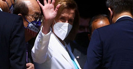Pelosi, Tayvan'dan ayrıldı