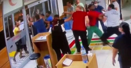 Eşine şiddet uygulayan erkek, darp raporu vermeye çalışan sağlık çalışanlarına da saldırdı