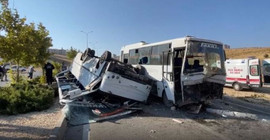 Antep'te işçi servisleri çarpıştı: 19 yaralı